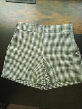 Rachel Zoe Black and White Checker Gingham High Rise Stretch Waist Shorts 6